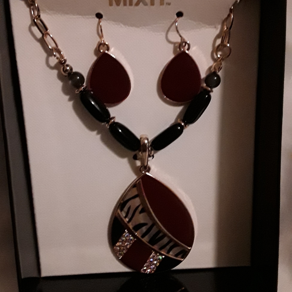 Mixit Jewelry Set